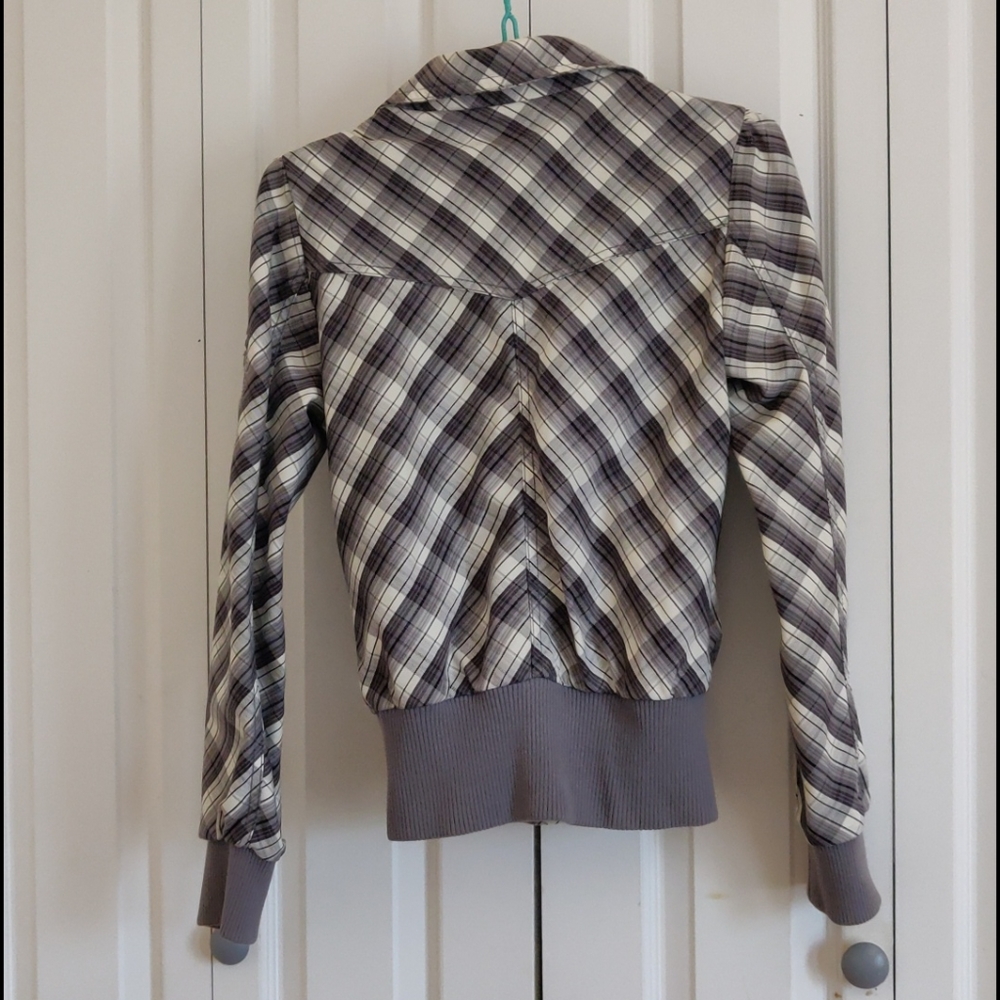 Spring Jacket - Picture 4 of 5